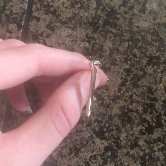 Cute sterling silver hoop earrings! - Picture 2 of 5